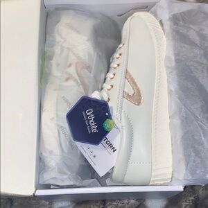 Tretorns from Tuckernuck NyLite Leather White/RoseGold 6.5M
